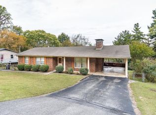 617 Foothills Rd, Kingsport, TN 37663