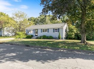 7 Jade St, Methuen, MA 01844