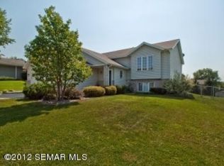 4458 Surrey Ln NW, Rochester, MN 55901