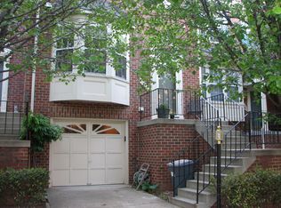 1448 Park Garden Ln, Reston, VA 20194