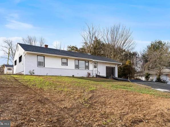 404 Pearl St, Rising Sun, MD 21911