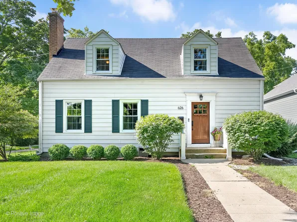 626 E Indiana St, Wheaton, IL 60187
