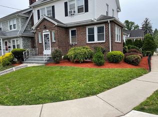 994 Edgewood Rd, Elizabeth, NJ 07208