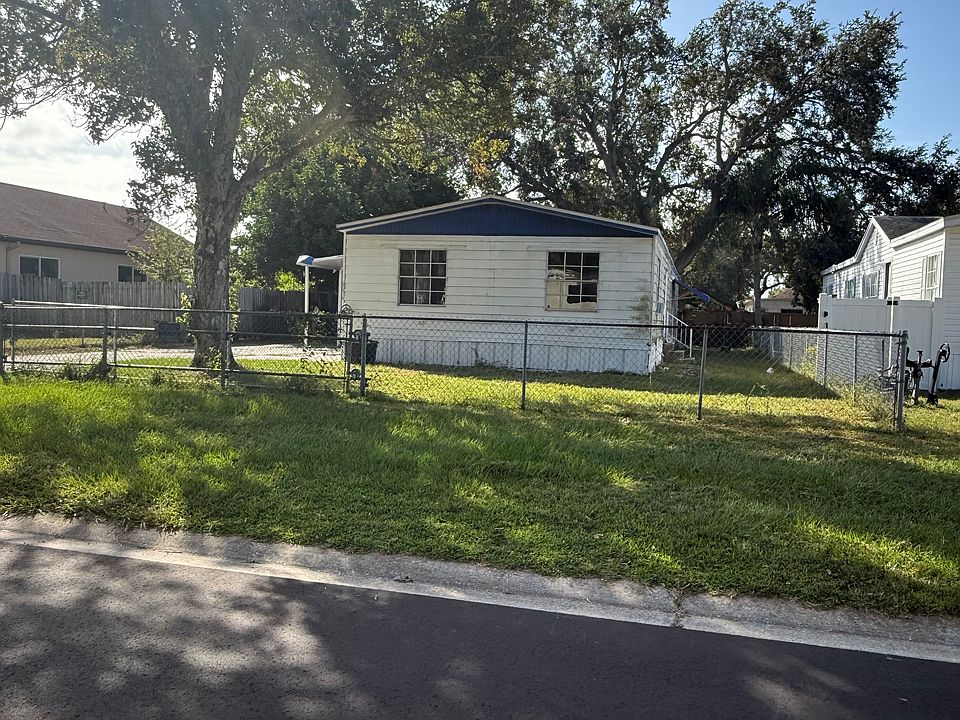 1st image of 6056 109th Ave N