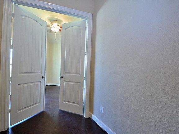 4th image of 3210 Frost Corner Pl