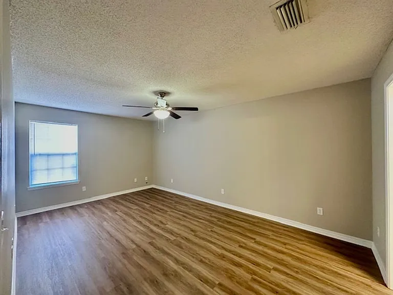 29 E Lane Dr — Photo 13