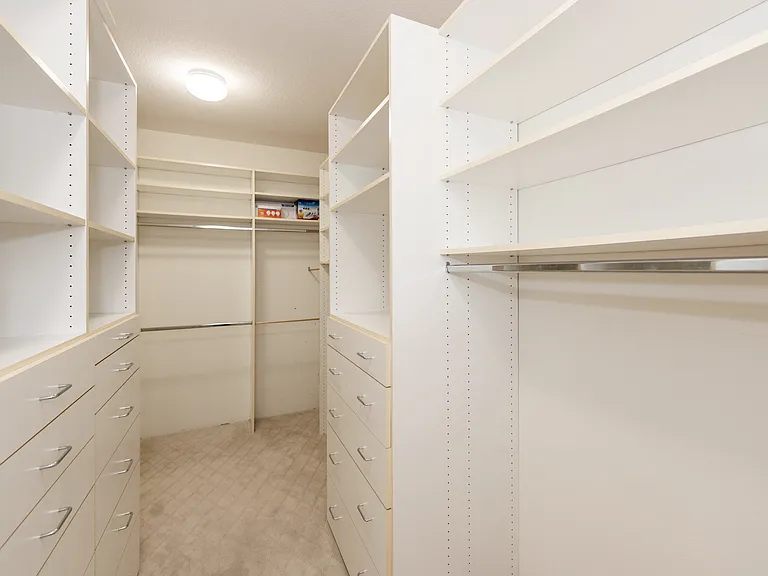 6 Westchester Ct — Photo 14