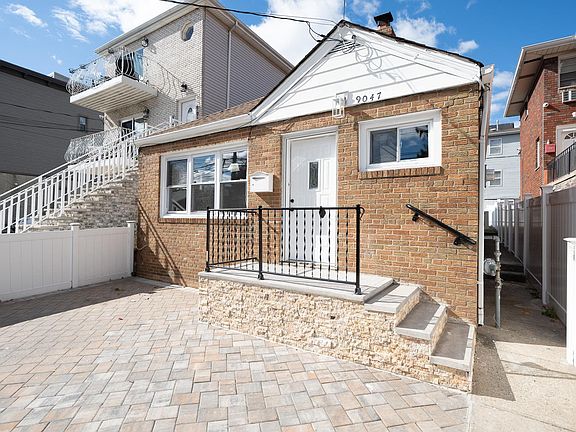 2nd image of 9047 Palisade Ave