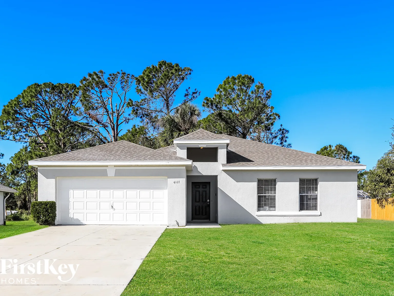 4 bed, 2.0 bath, 1400 sqft, $1,910 — Photo 1