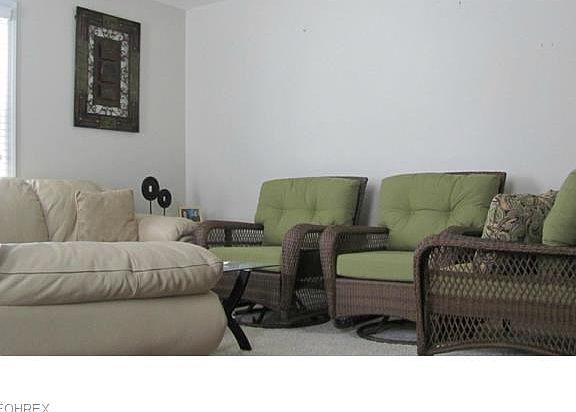4th image of 29815 Cresthaven Dr