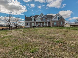 136 Labrador Way, Bluff City, TN 37618