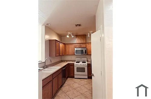 6690 Flaminian Ln #201 Photo 1