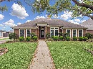 1839 Lake Winds Dr, Missouri City, TX 77459