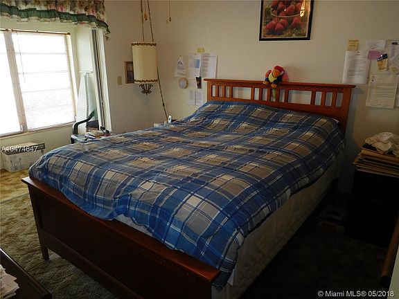 5th image of 160 NE 203rd Ter APT 26