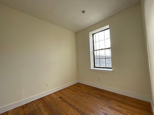 5th image of 1791 Atlantic Ave #2L