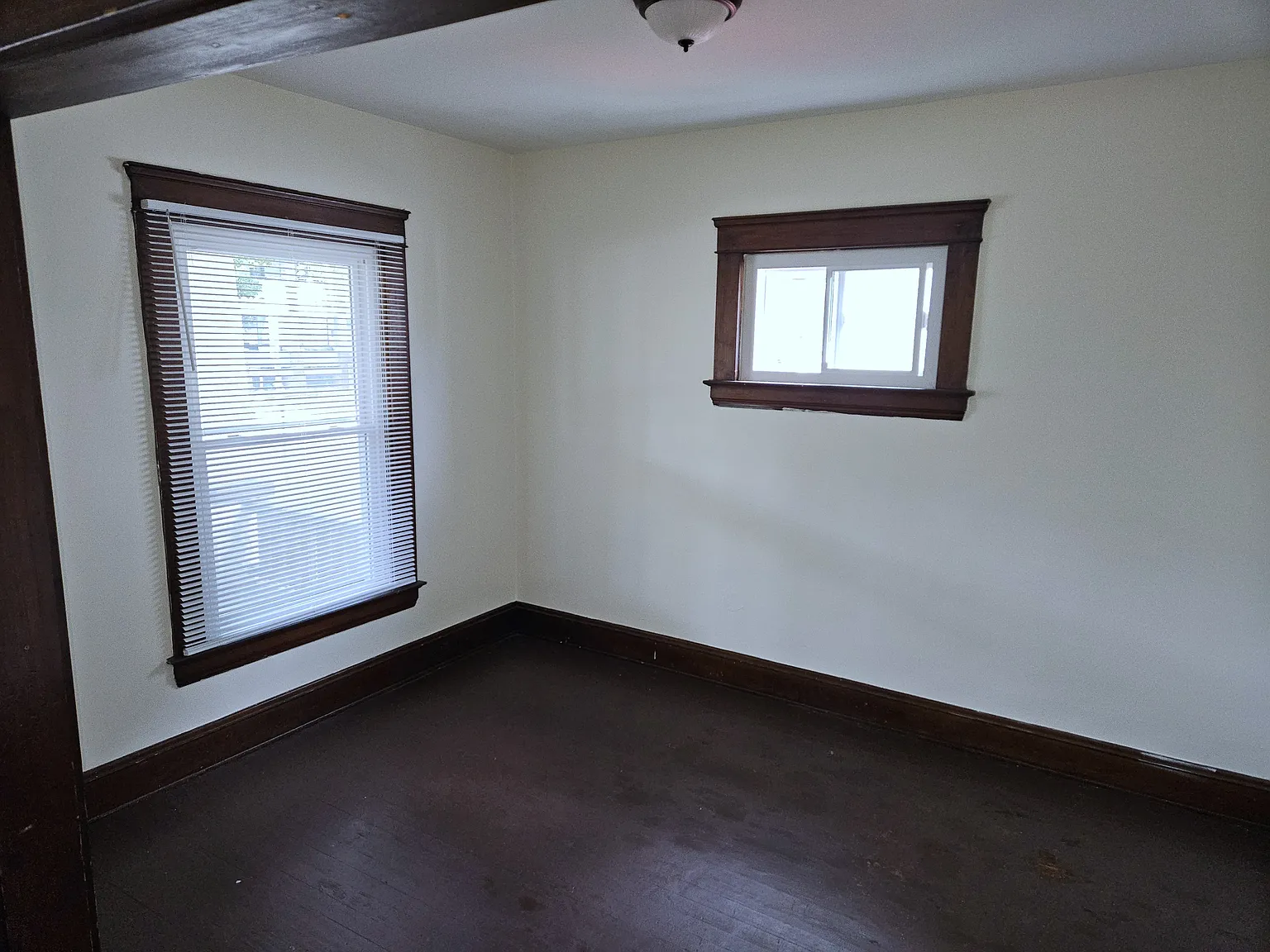 3 bed, 1000 sqft, $1,200 — Photo 4