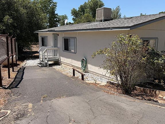 3rd image of 865 Sequoia Cir
