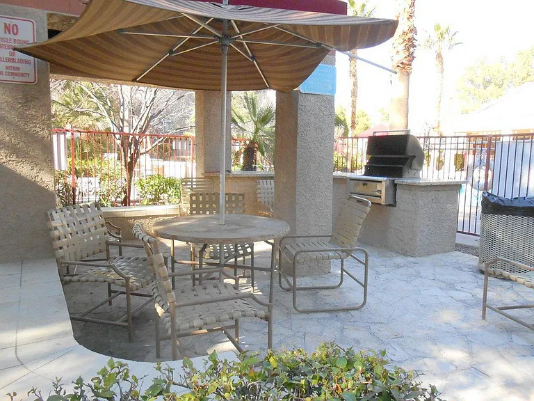 9325 W Desert Inn Rd #132 — Photo 21