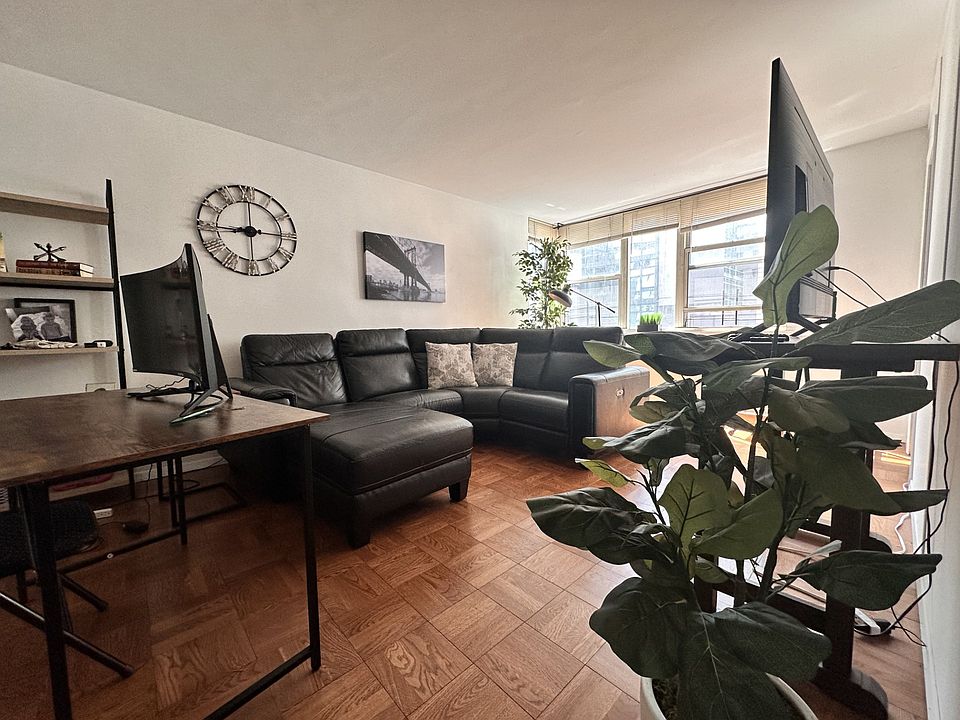 1st image of 200 E 58th St APT 8B