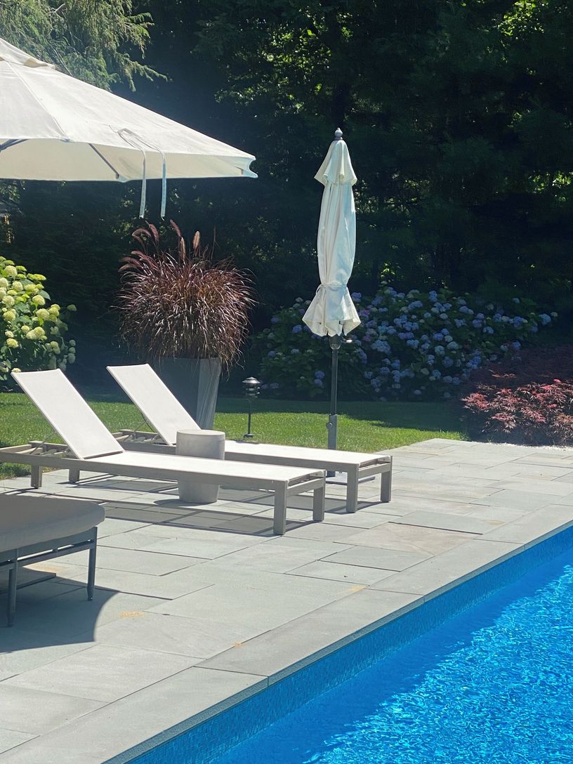  Pool patio