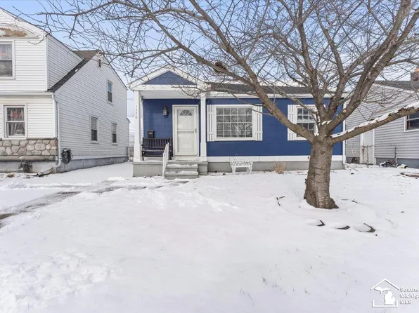 1770 Rose Ave, Lincoln Park, MI 48146