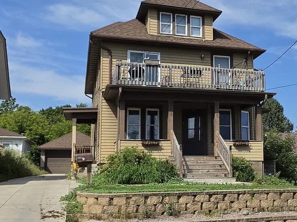 27 S Rural St, Hartford, WI 53027