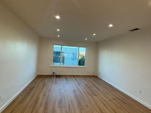 4th image of 440 Arguello Blvd APT 6