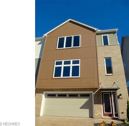1st image of 2334 City View Dr