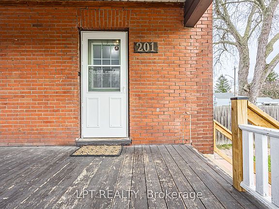 4th image of 201 Ritson Rd S