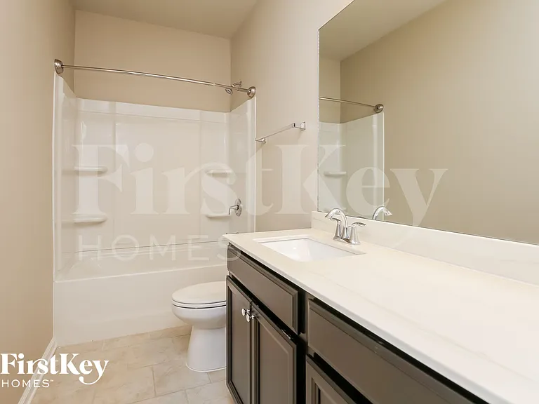 2119 Charcoal Ives Rd — Photo 14