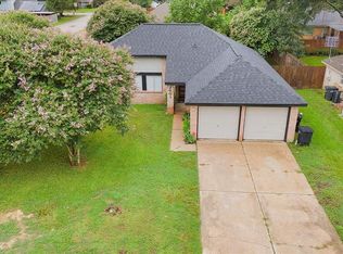 2601 Village Circle Dr, Katy, TX 77493