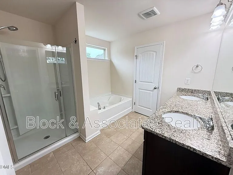 1017 Magnolia Blossom Ln — Photo 28