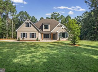 242 Roberts Pond Rd, Senoia, GA 30276