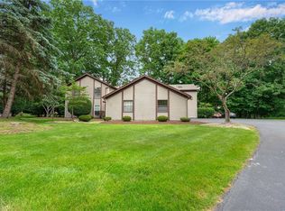 1314 Fox Run Ct #B, Youngstown, OH