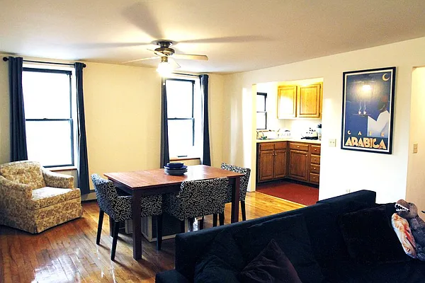 Rented by Twyford Real Estate | media 9