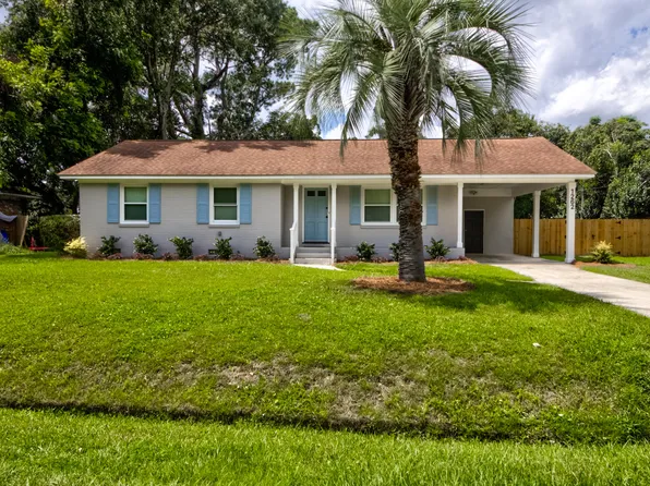 1262 Camelot Dr, Charleston, SC 29407