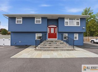 1084 Stelton Rd, Piscataway, NJ 08854