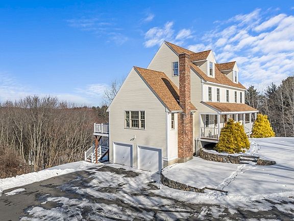 4th image of 15 Hillview Dr