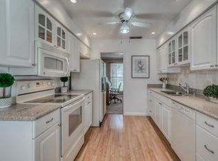 3922 Mandarin Woods Dr S, Jacksonville, FL 32223
