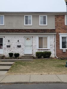 11404 Messmore Rd #101, Utica, MI, 48317