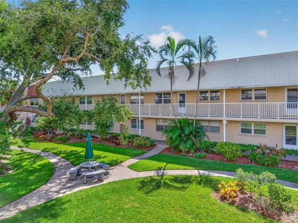 10035 63RD AVENUE N #17, ST PETERSBURG, FL 33708