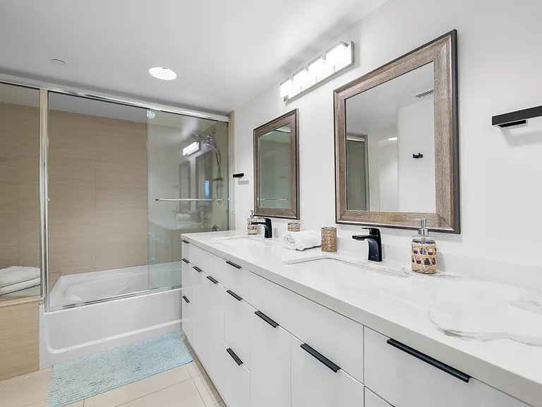 401 N Coast Hwy N #305 — Photo 37