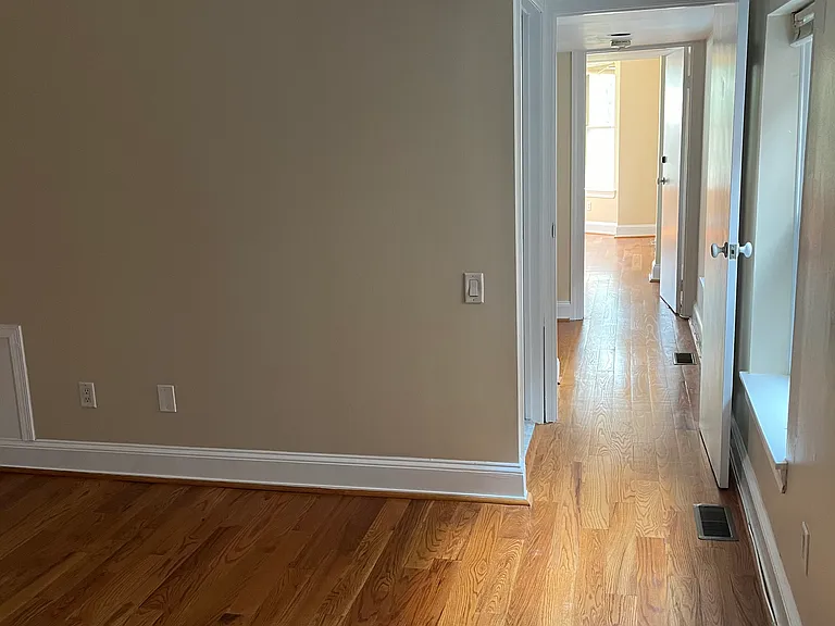 1706 Green St #2R — Photo 20