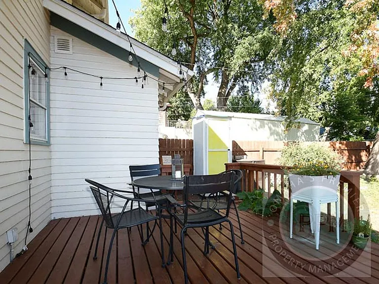 4806 Webster St — Photo 17