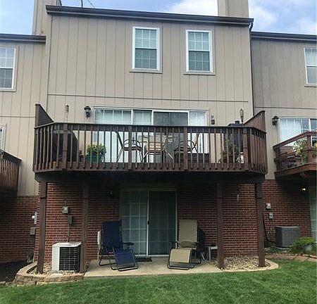 3rd image of 588 Brandywine Dr