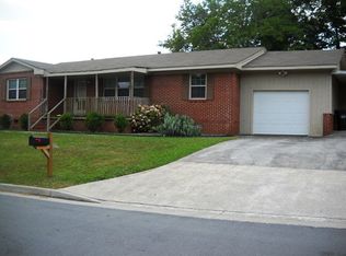 811 Conway St, Dalton, GA 30720