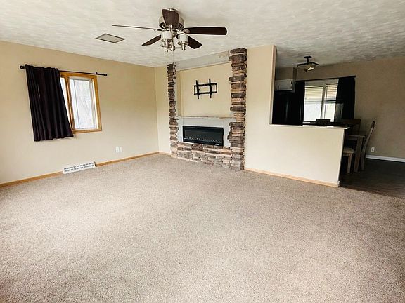 3rd image of 1106 Westridge Pkwy