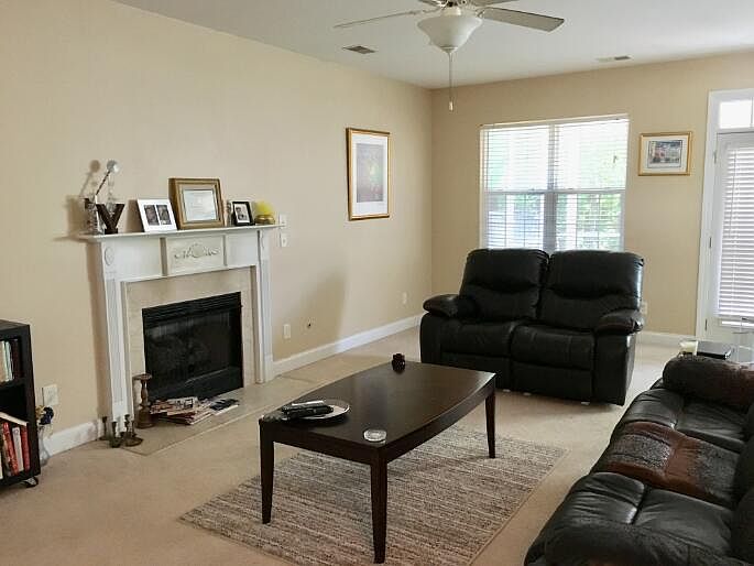 2nd image of 170 Willow Bend Ln