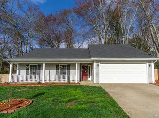710 Woodhill Dr, Fletcher, NC 28732