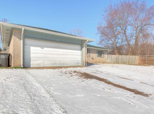 206 S 162nd Ave E, Tulsa, OK 74108